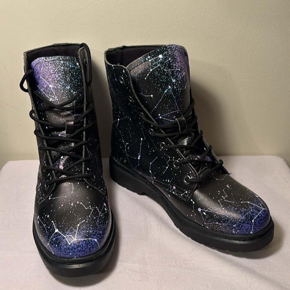 Galaxy themed Rogue + Wolf Aurora boots. Women’s 9.5